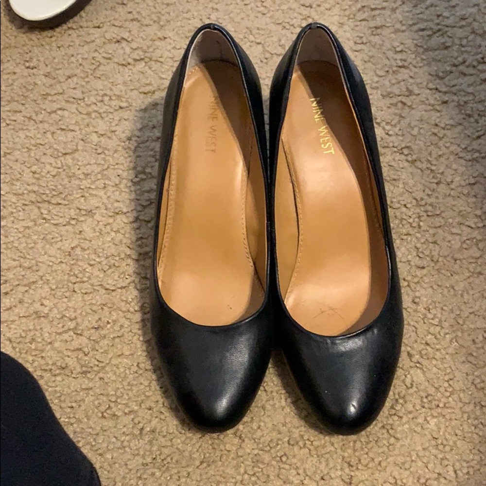 Nine West black wedges